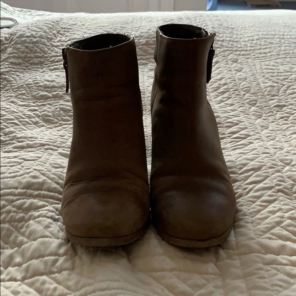 Crown Vintage Leather Bootie - Picture 4 of 5